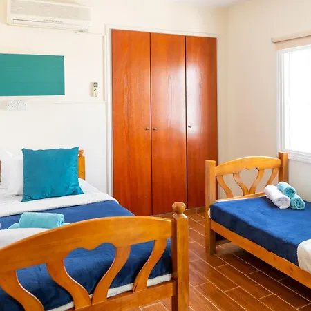 Gold Feathers Apartment Ayia Napa