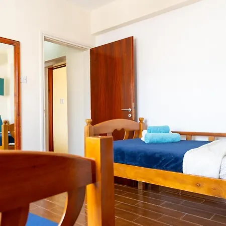Gold Feathers Appartement *